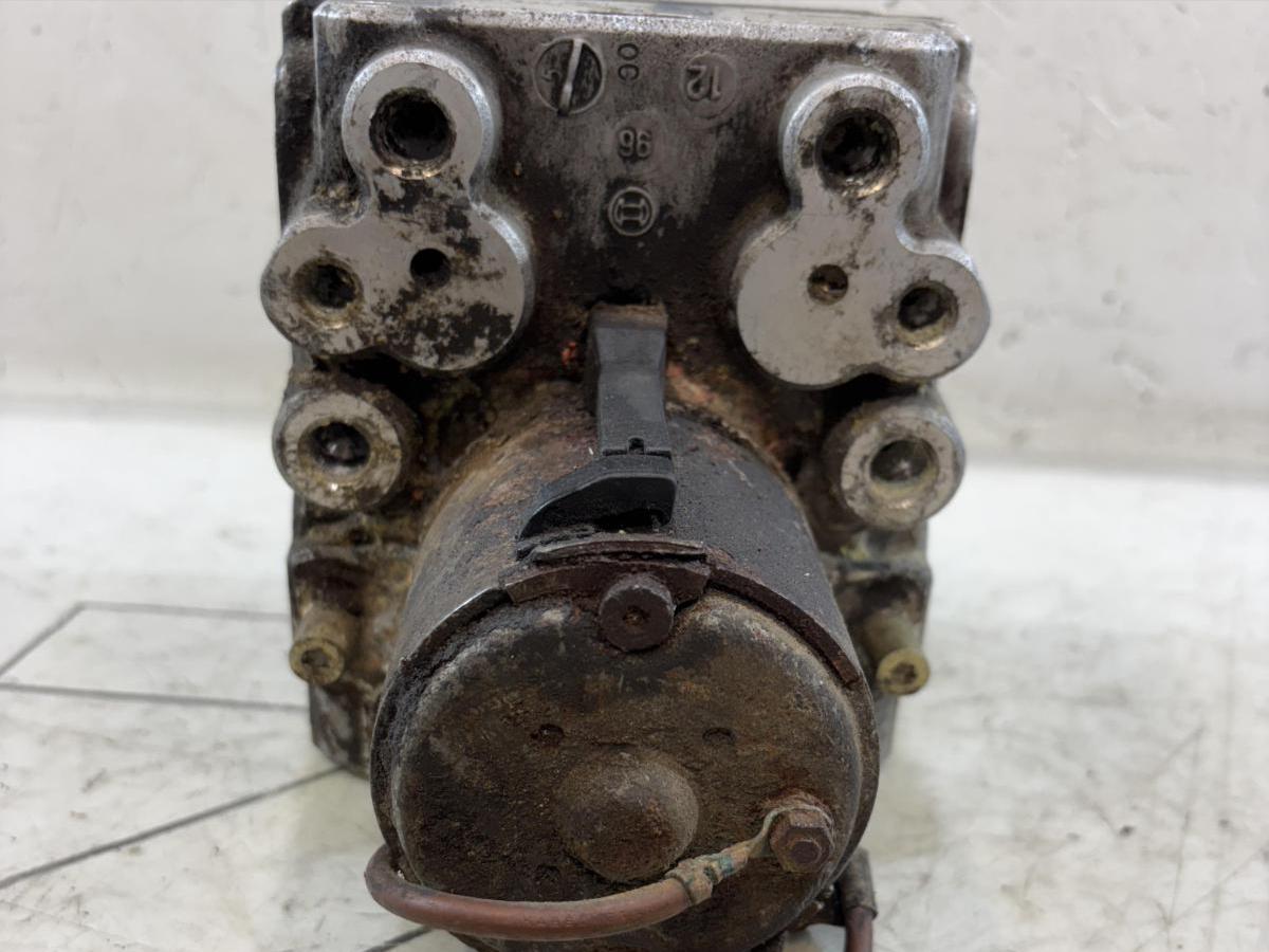 Блок ABS (насос) 4A0614111G Audi A6 C4