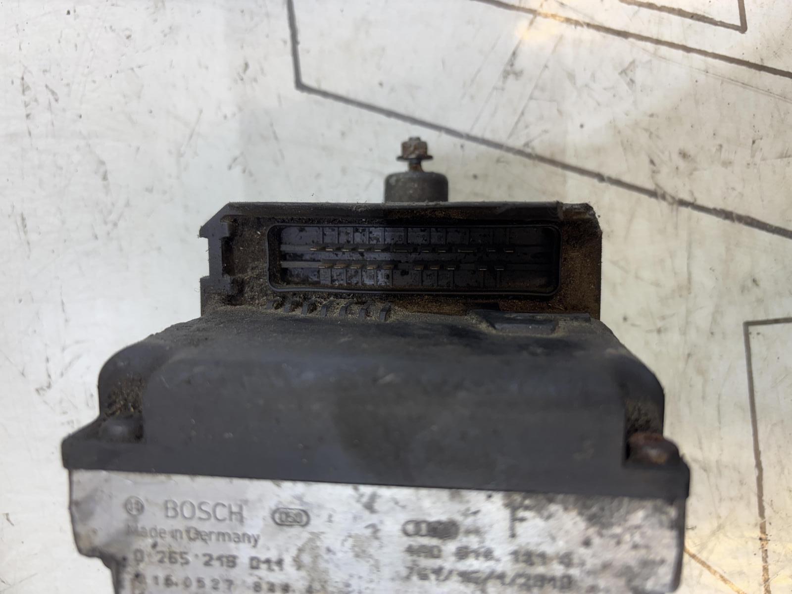 Блок ABS (насос) 4A0614111G Audi A6 C4