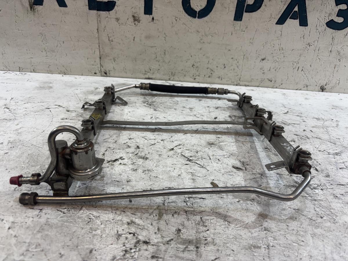 Топливная рампа 077133681T 