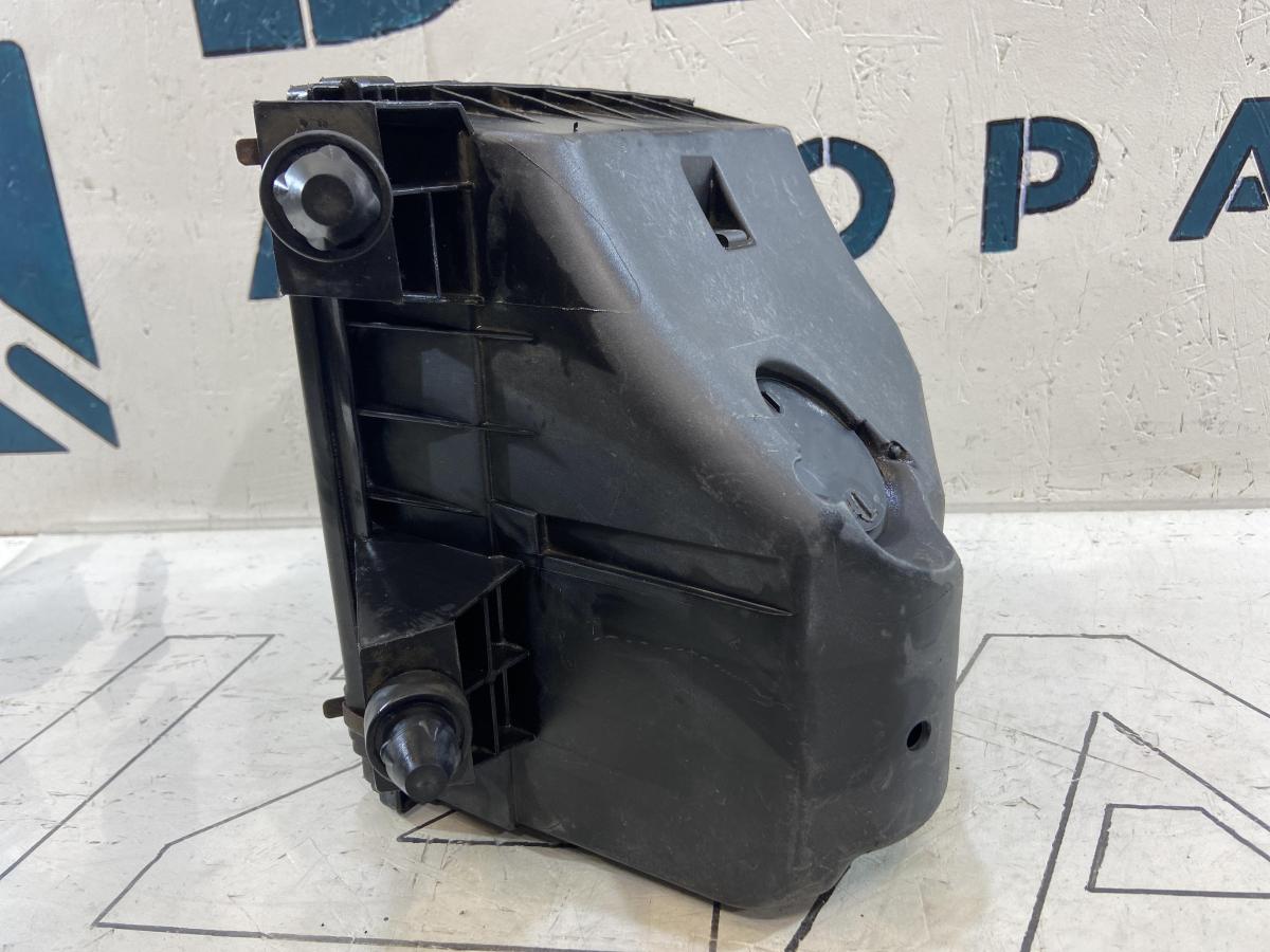 Корпус воздушного фильтра 078133837AF 