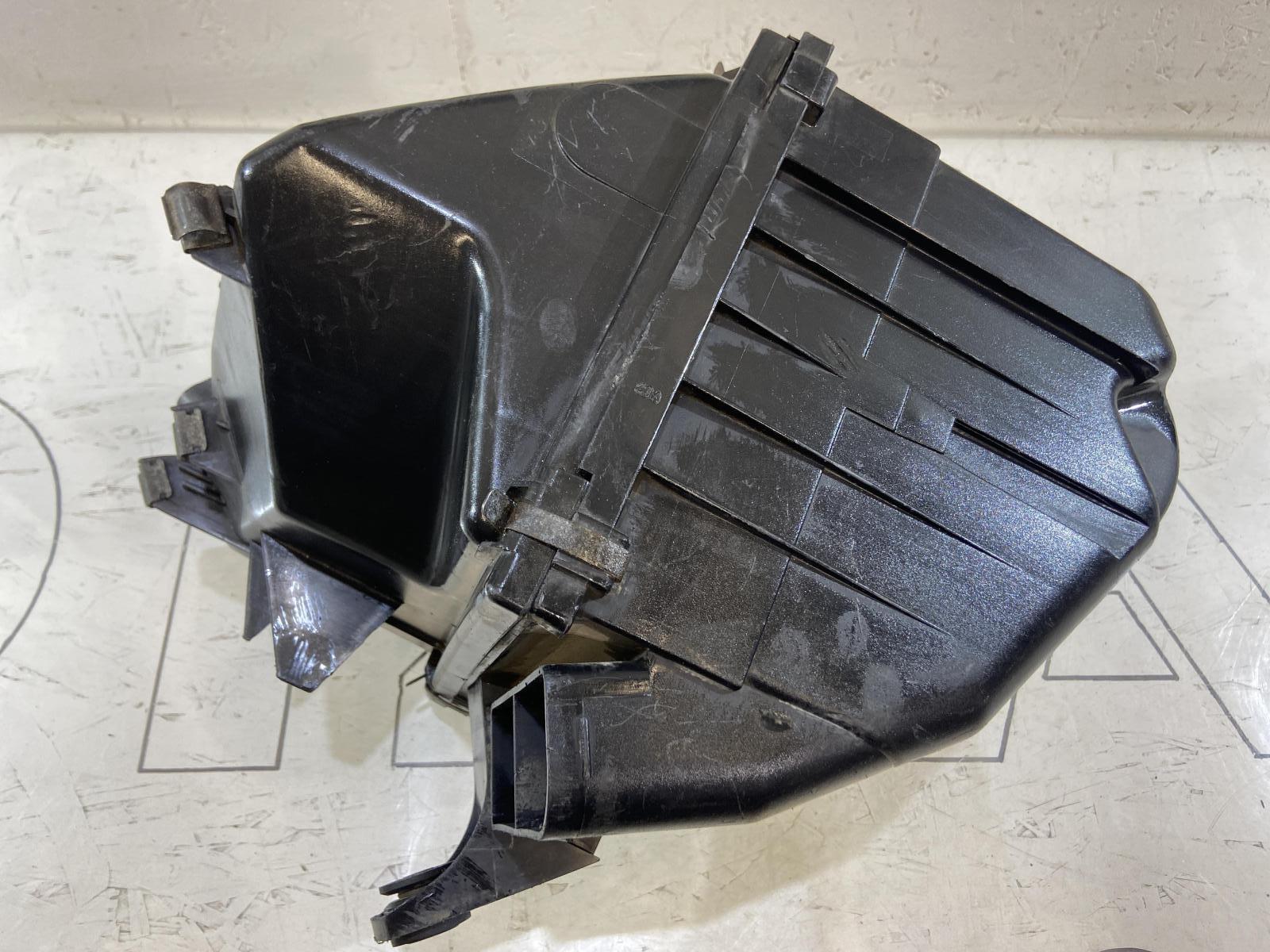 Корпус воздушного фильтра 078133837AF 