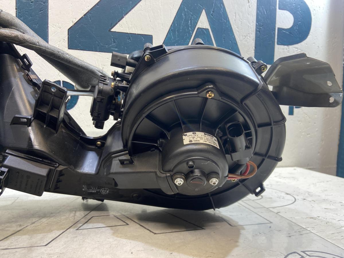 Корпус печки 4B1820005K Audi S6 C5