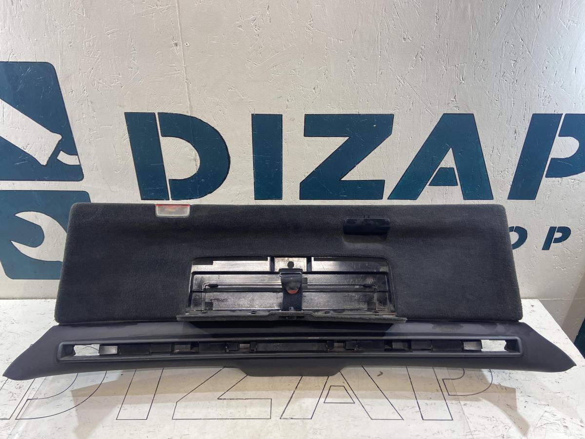 Облицовка крышки багажного отсека 4B9867979 