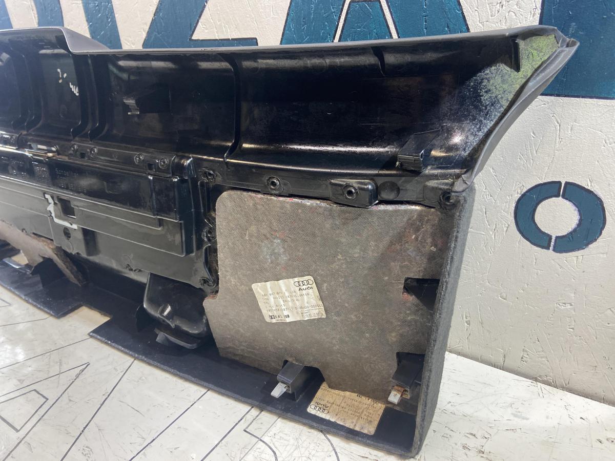 Облицовка крышки багажного отсека 4B9867979 