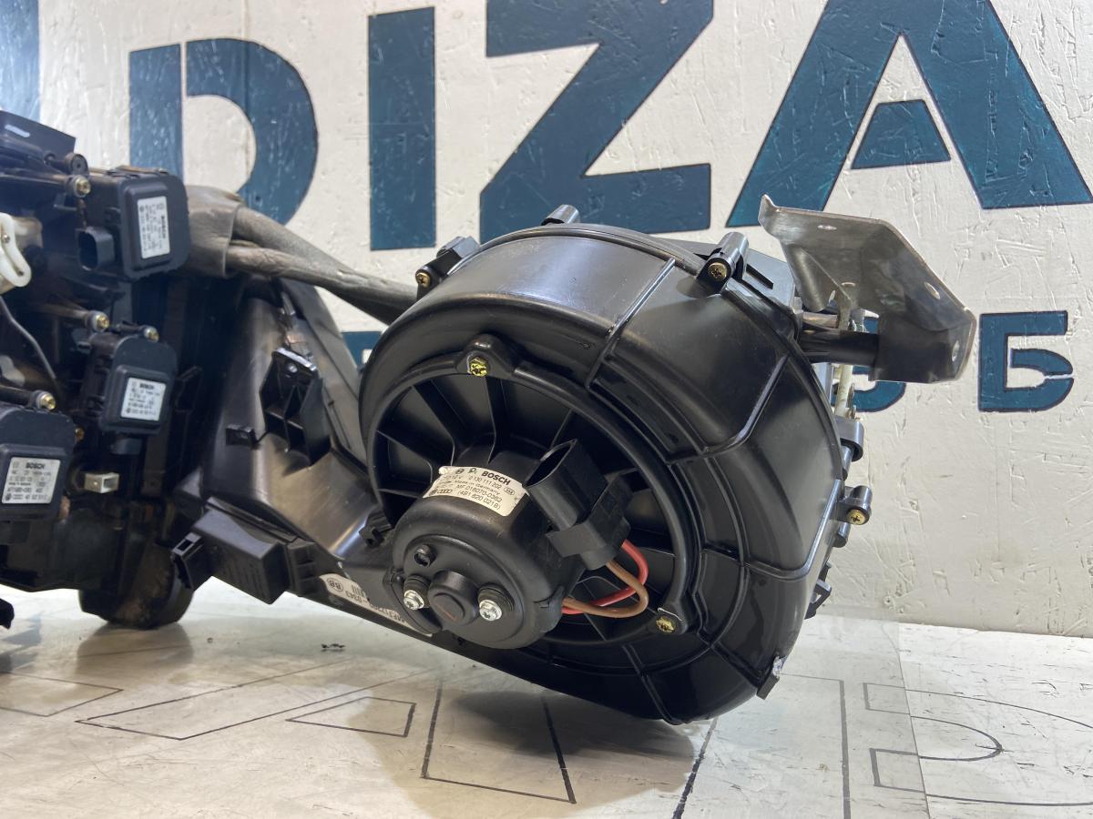 Корпус печки 4B1820005L Audi S6 C5