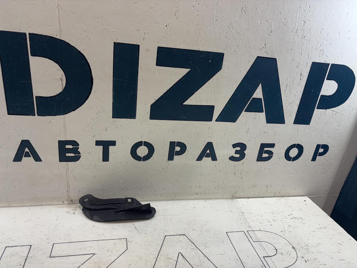 Cпойлер колеса 8E0853888A Audi A4 B6