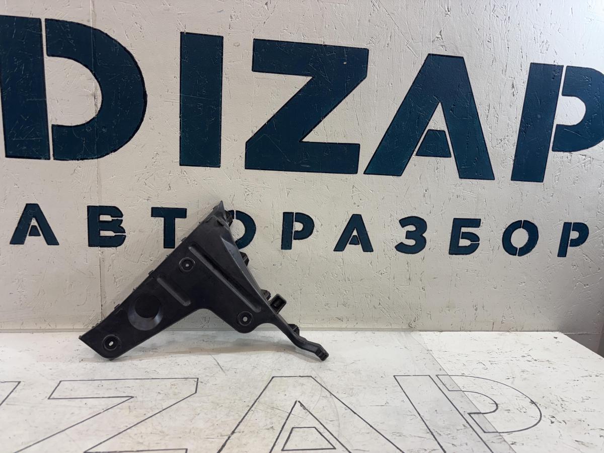 Кронштейн заднего бампера левый 8E9807453A Audi A4 B6 avant