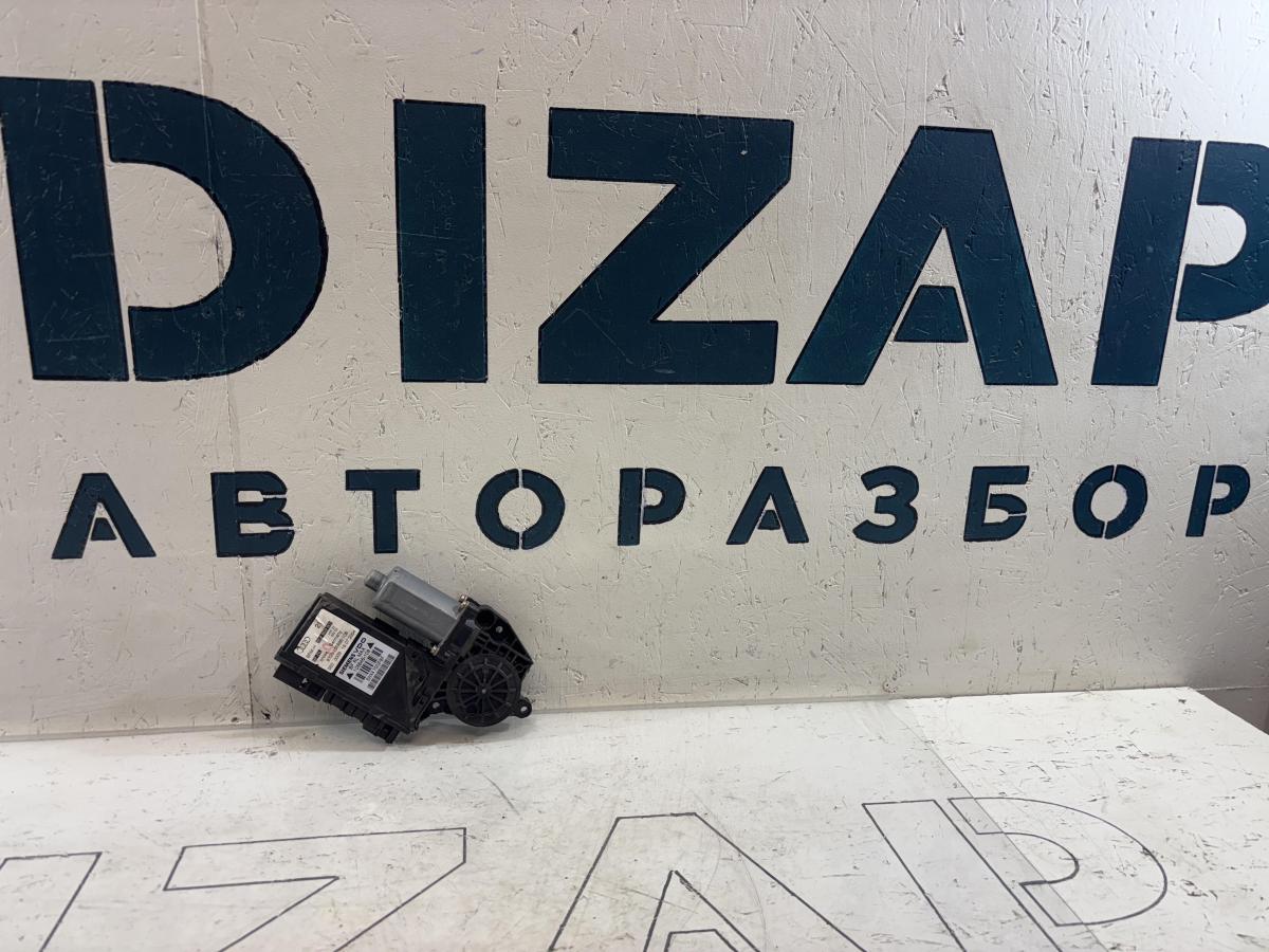 Моторчик стеклоподъемника 8E2959801 Audi A4 B6