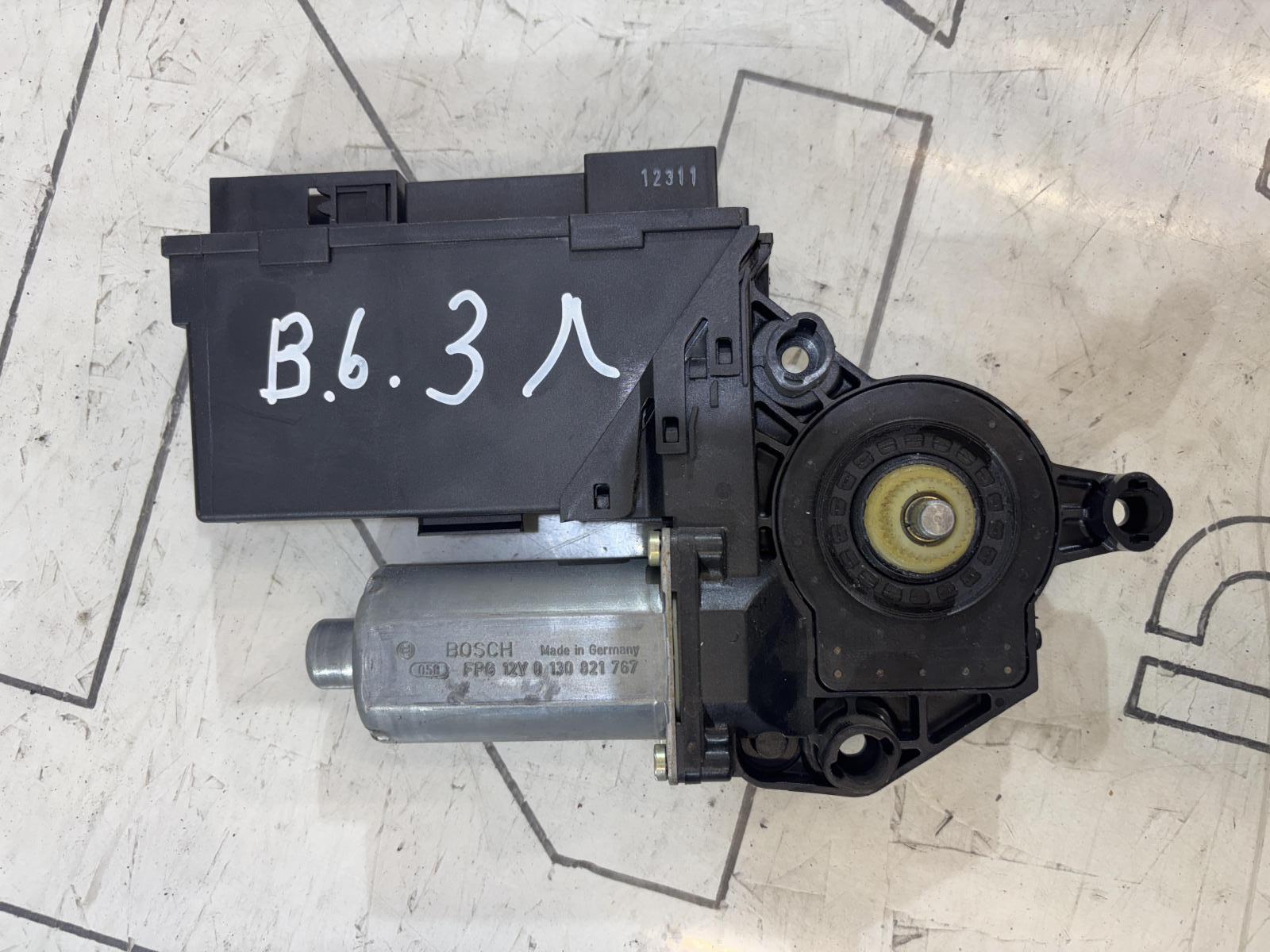 Моторчик стеклоподъемника задний левый 8E0959801A Audi A4 B6