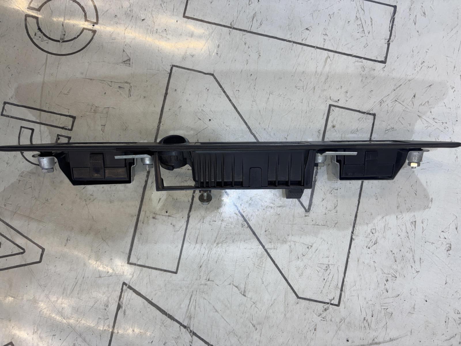 Ручка открывания багажника 8E0827574C Audi A4 B6