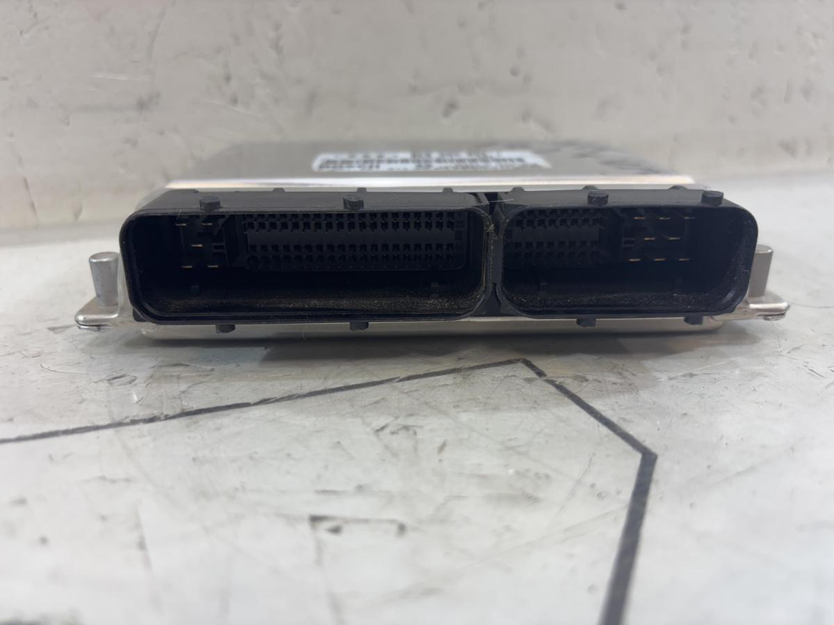 Блок управления двигателем (ДВС) 8E0909557J Audi A4 B6