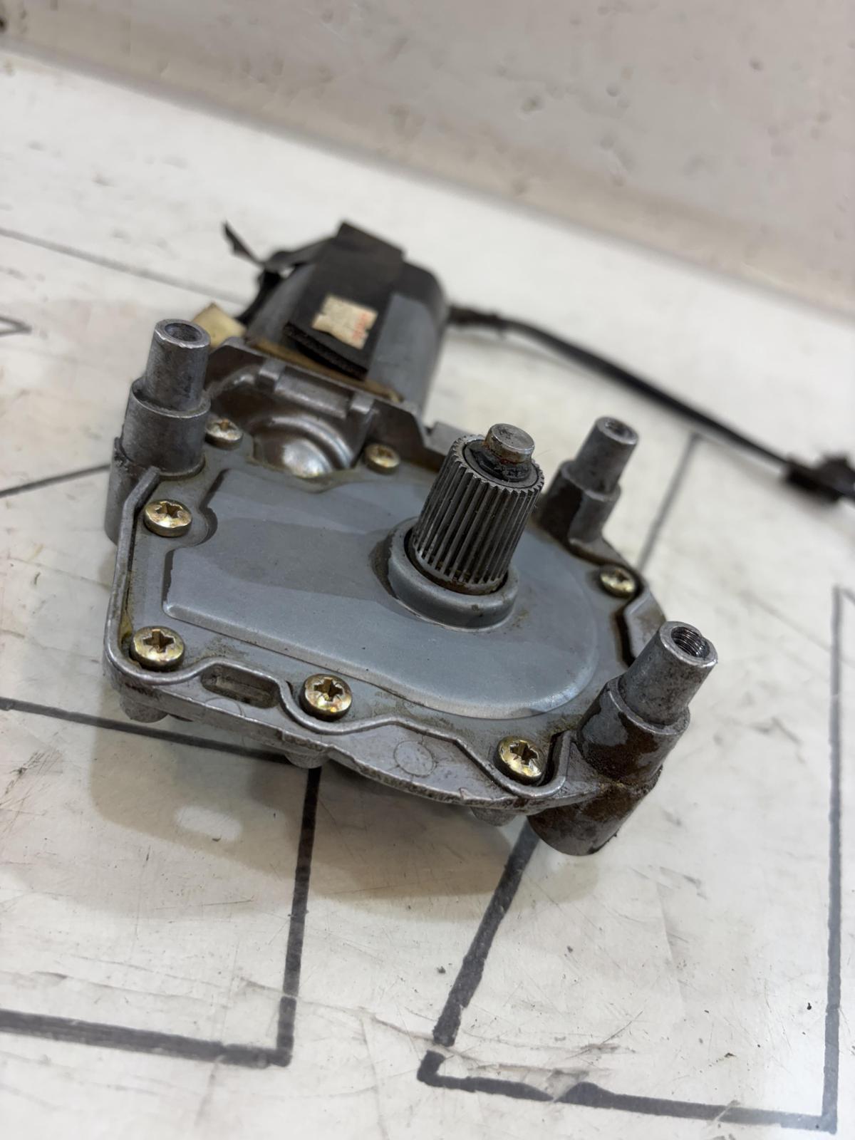 Стеклоподъемник электрический передний правый 4A0959802 Audi A6 C4