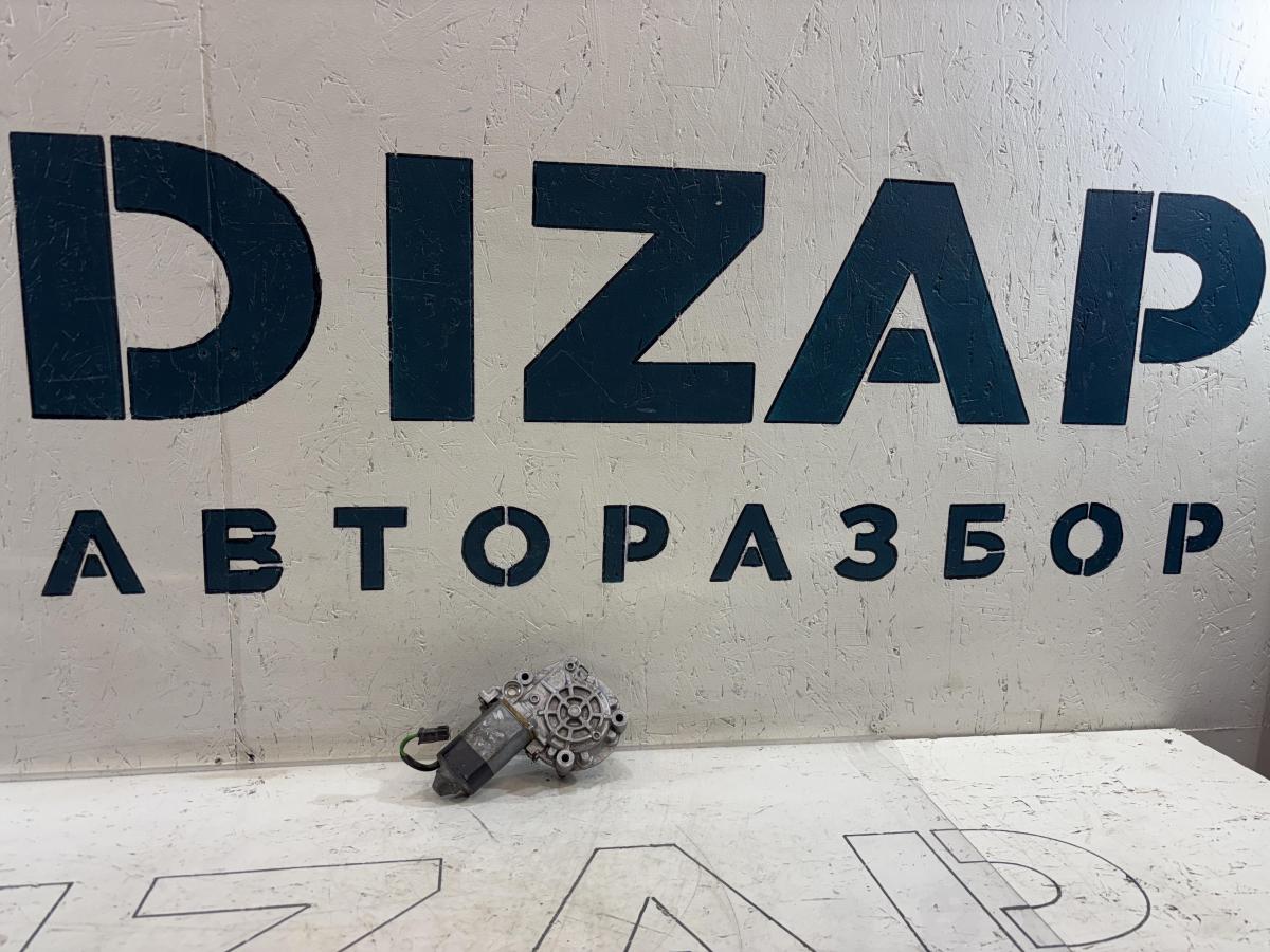 Моторчик стеклоподъемника задней левой двери 4A0959801A Audi A6 C4