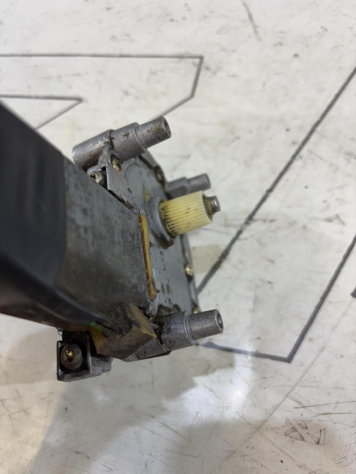 Моторчик стеклоподъемника задней левой двери 4A0959801A Audi A6 C4