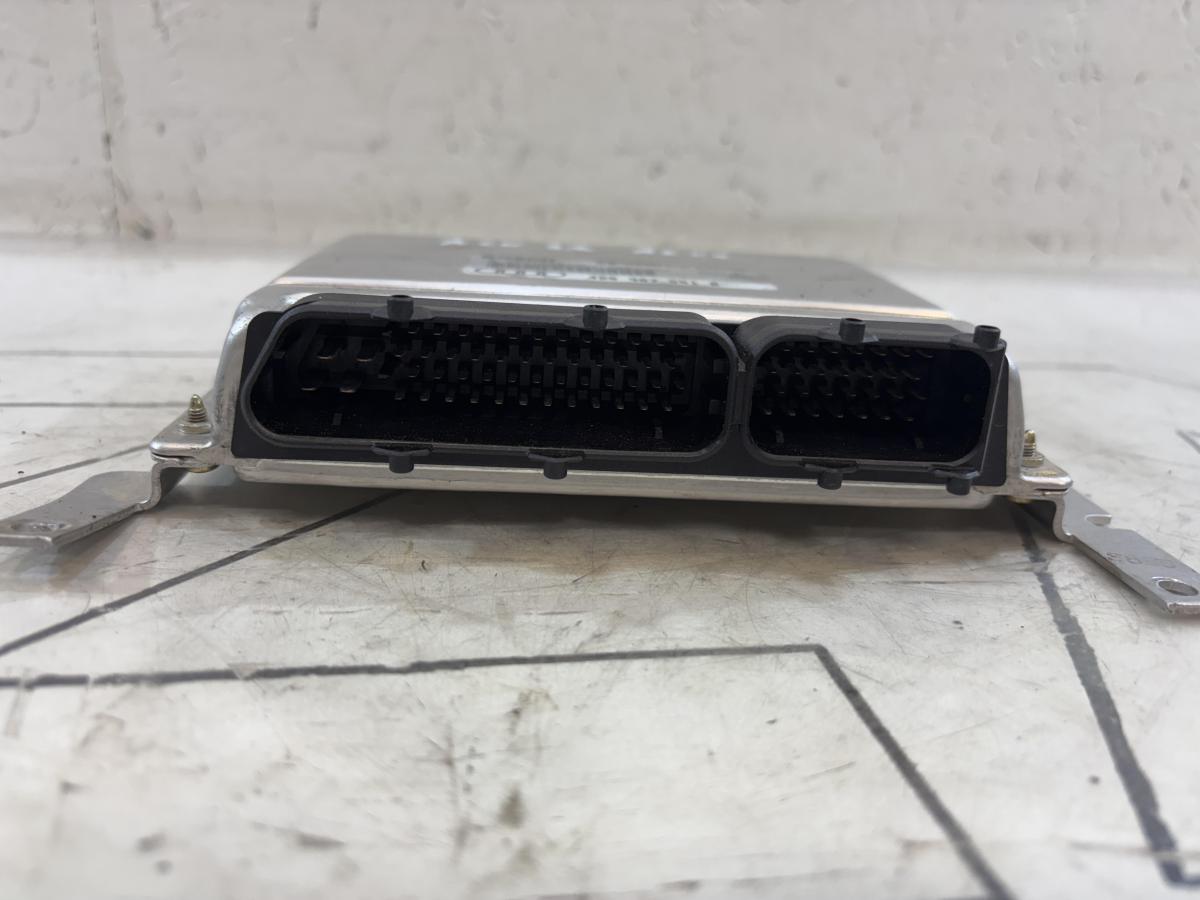 Блок управления двигателем (ДВС) 4D0907551B Audi A8 D2 / S8 D2