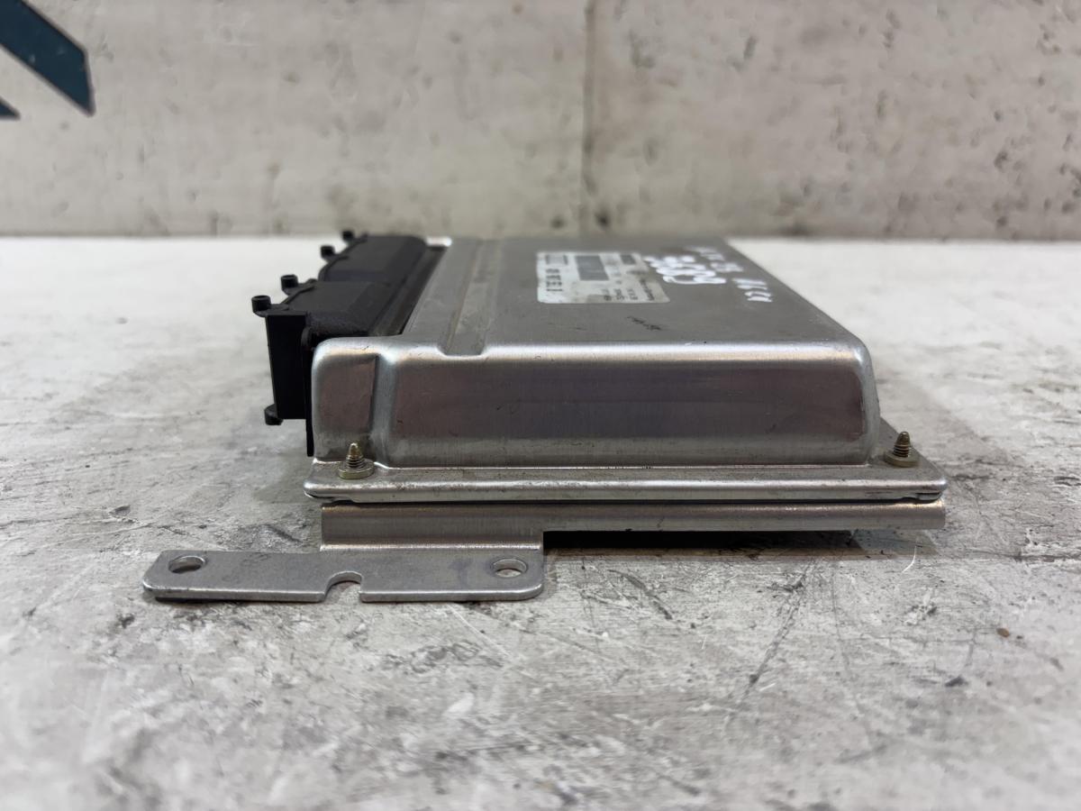 Блок управления двигателем (ДВС) 4D0907551B Audi A8 D2 / S8 D2