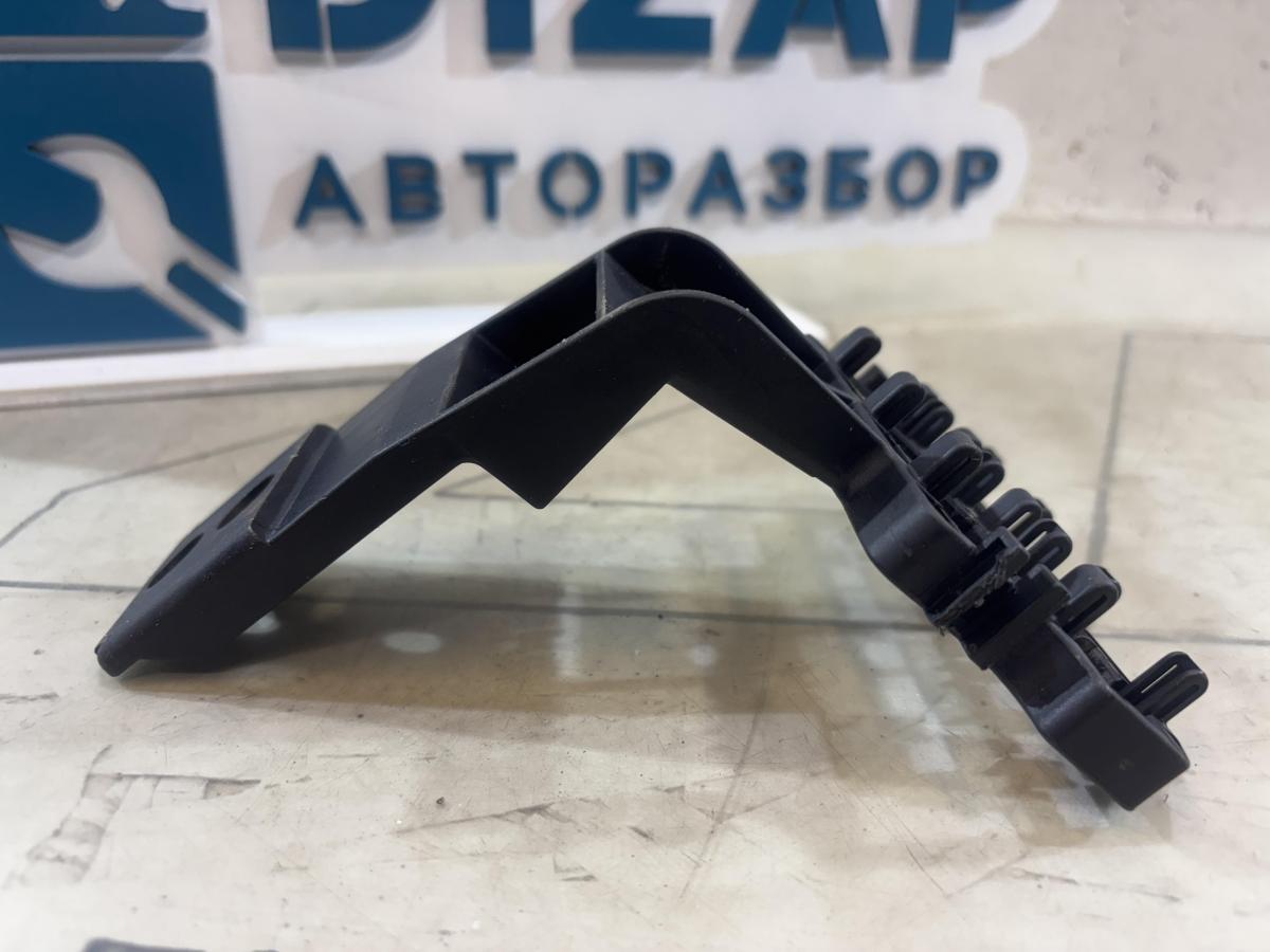 Кронштейн фишек 4A0937545D Audi A6 C4