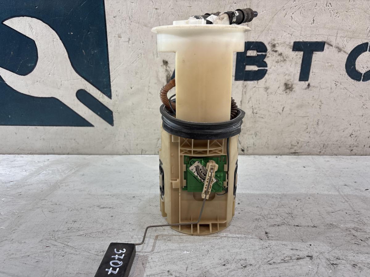 Насос топливный 4B0919051 Audi A6 C5 / A6 C5 Allroad