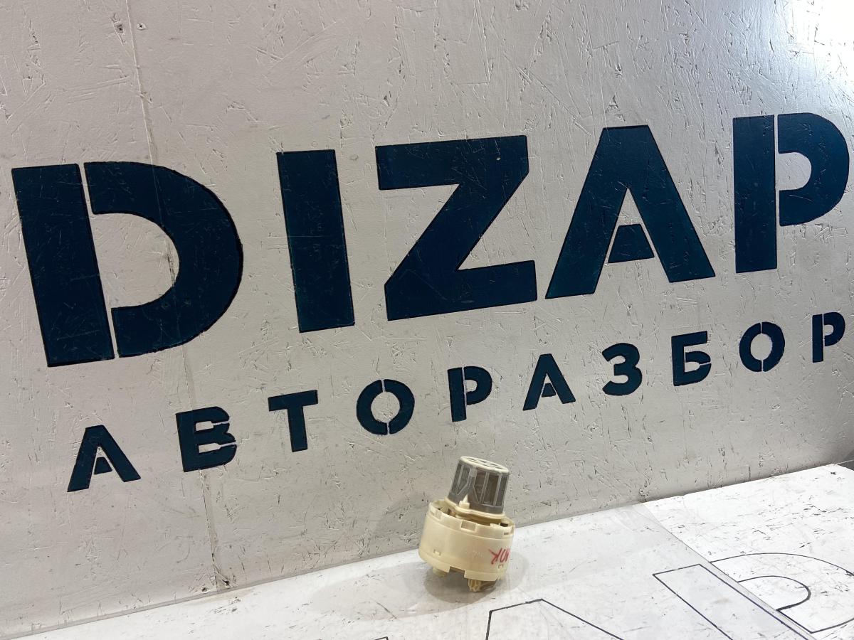 Топливный насос 8A0906091G 