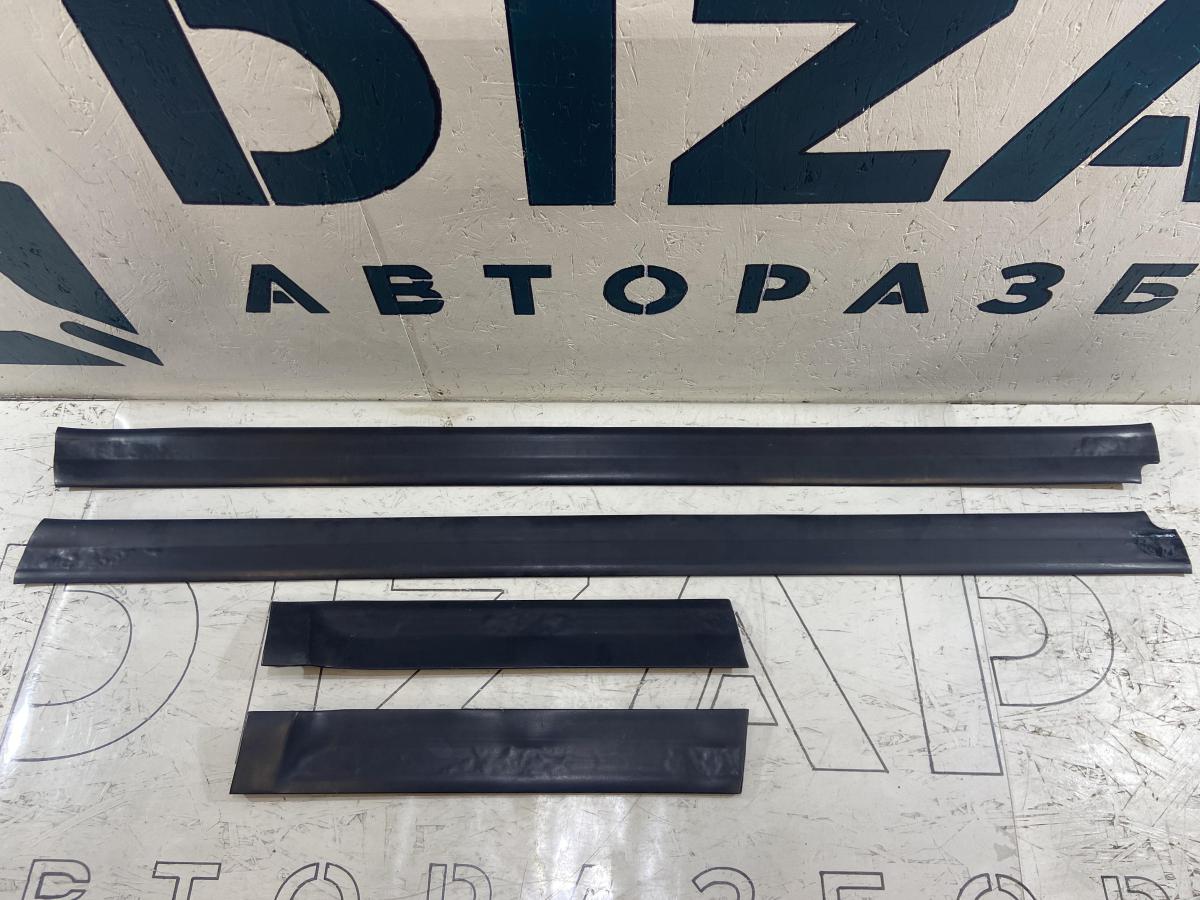 Нижние молдинги (резинки) дверей Audi 80 B4 Cabriolet 895853959A 