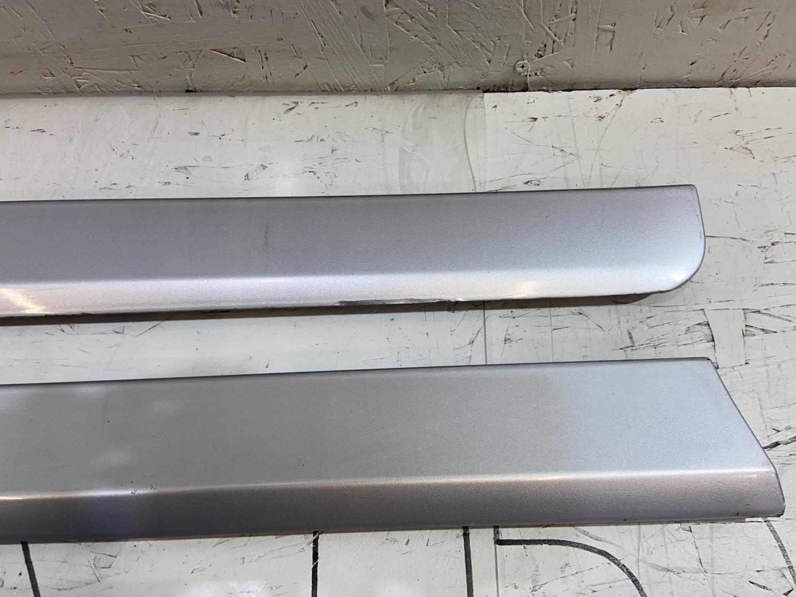 Молдинги (накладки) дверей нижние 8E0853970E Audi A4 B6 / B7