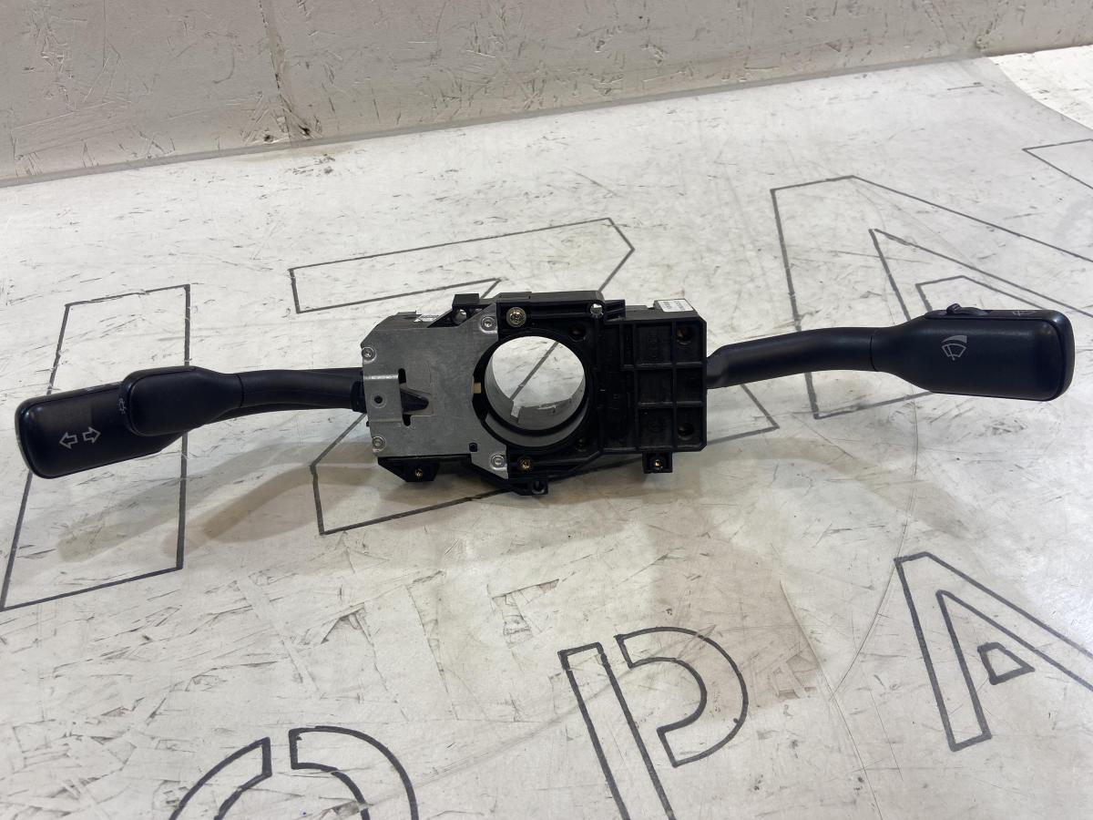 Переключатель подрулевой (стрекоза) 4D0953513D Audi A8 D2 / S8 D2