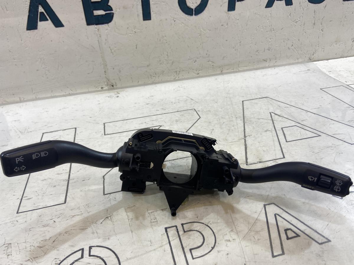 Переключатель подрулевой (стрекоза) 8E0953549S Audi A4 B6