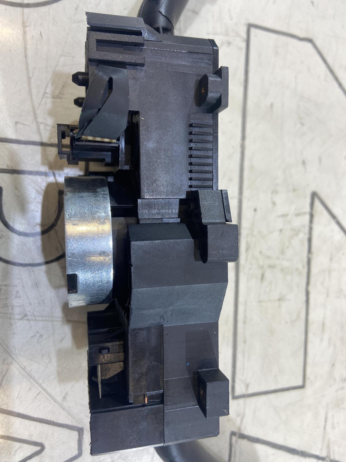 Переключатель подрулевой (стрекоза) 8L0953513N Audi A3 / S3