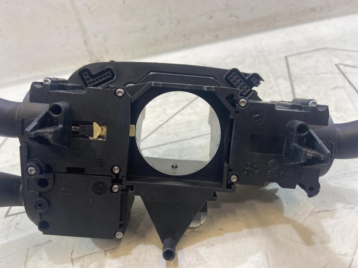 Переключатель подрулевой (стрекоза) 4F0953549D Audi A6 C6 / S6 C6 / RS6 C6