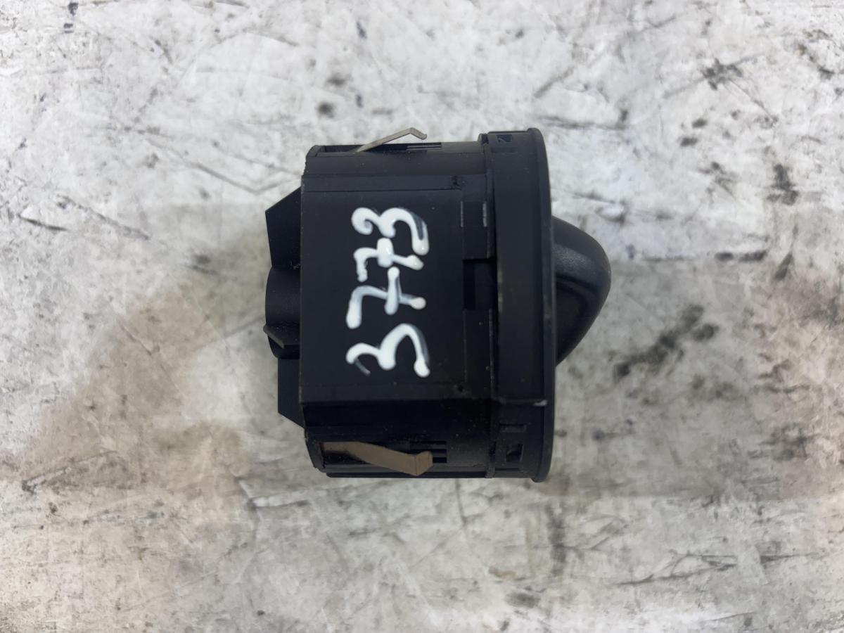 Переключатель света фар 4F1941531D 