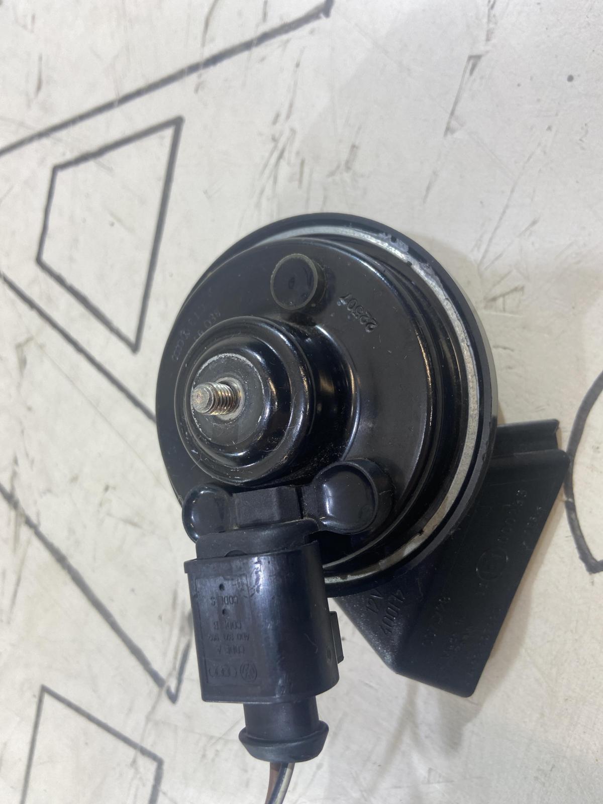 Звуковой сигнал 8E0951221C Audi A4 B6