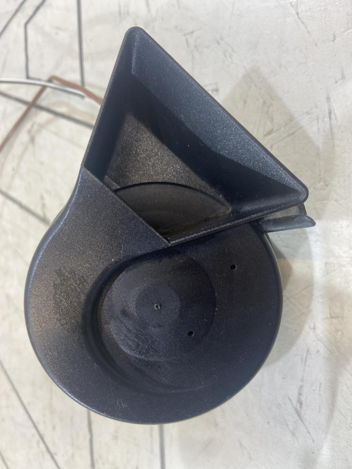 Звуковой сигнал 8E0951221C Audi A4 B6