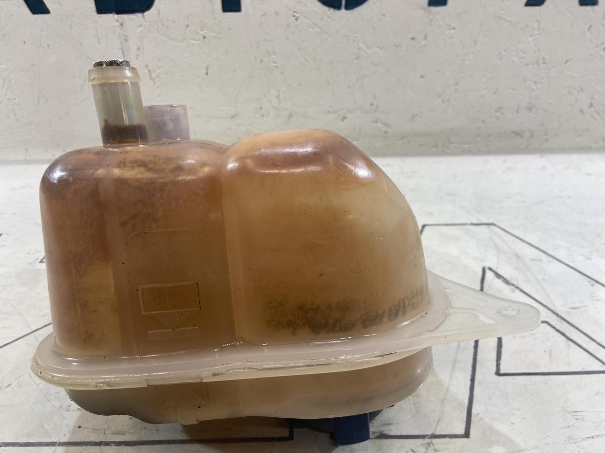 Расширительный бачок 1001210041 