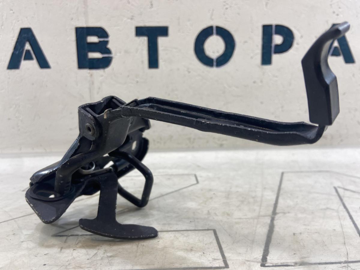 Стопорный крюк 8D0823480B Audi A4 B5