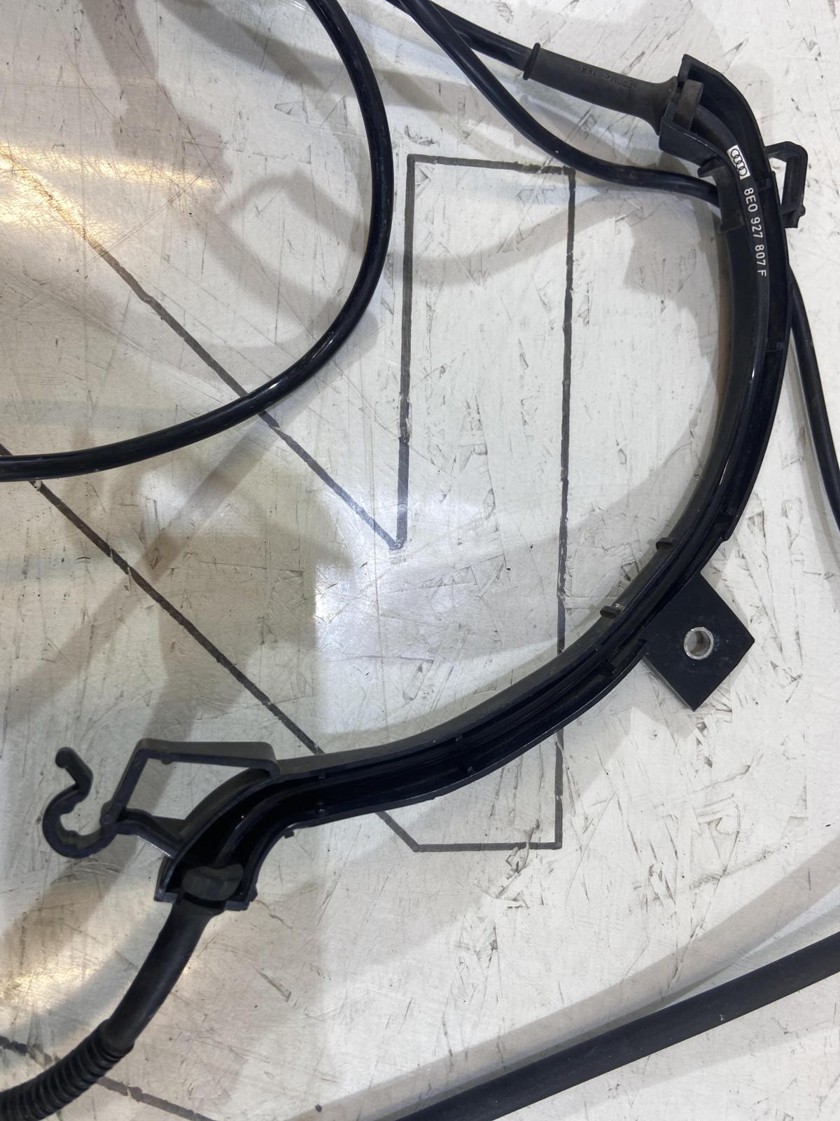 Датчик ABS задний левый 8E0927807F Audi A4 B6 / B7