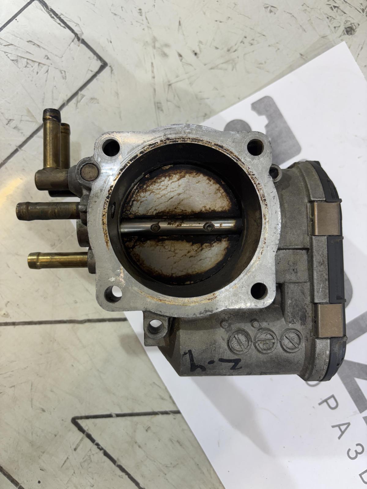 дроссельная заслонка 078133062B 