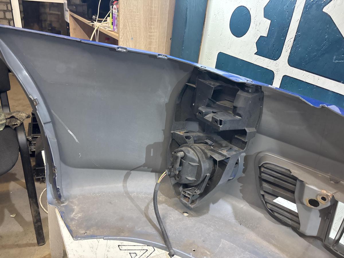 Бампер передний 1Z0807221D Skoda Octavia RS II