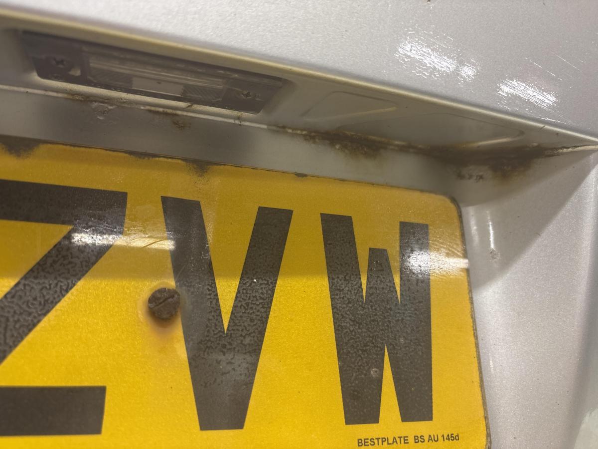 Крышка багажника  Volkswagen Touareg I