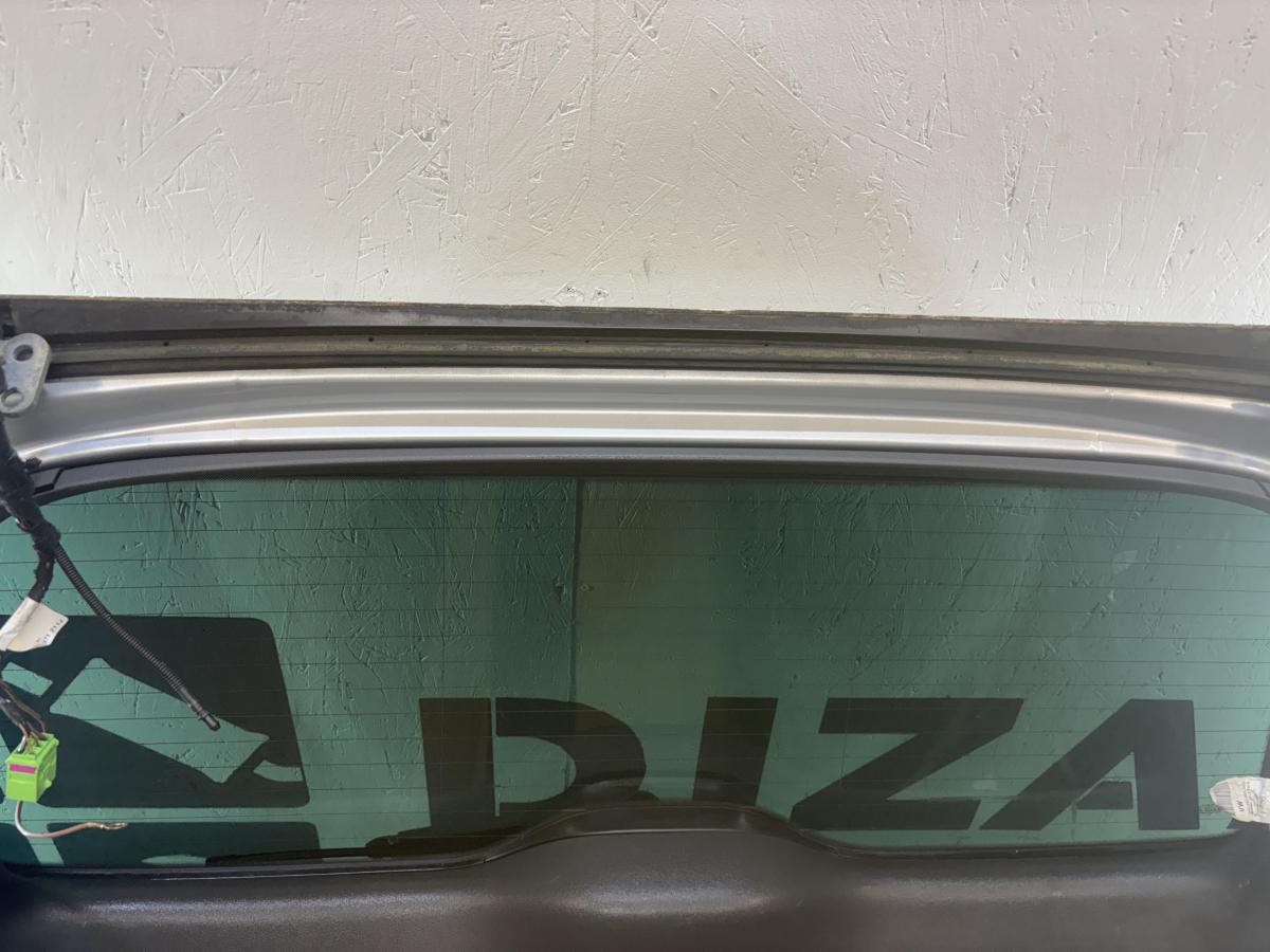 Крышка багажника  Volkswagen Touareg I