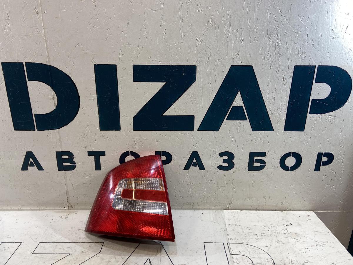 Фонарь задний левый 1Z5945095A Skoda Octavia RS II