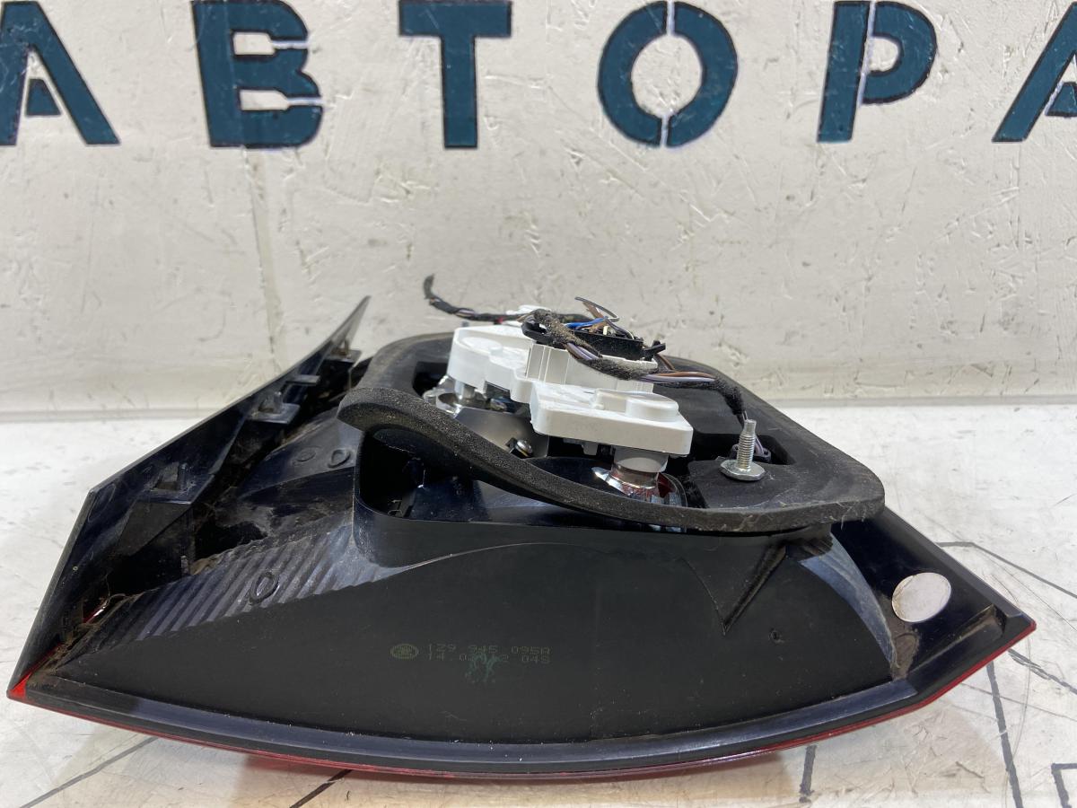 Фонарь задний левый 1Z9945095A Skoda Octavia II рест