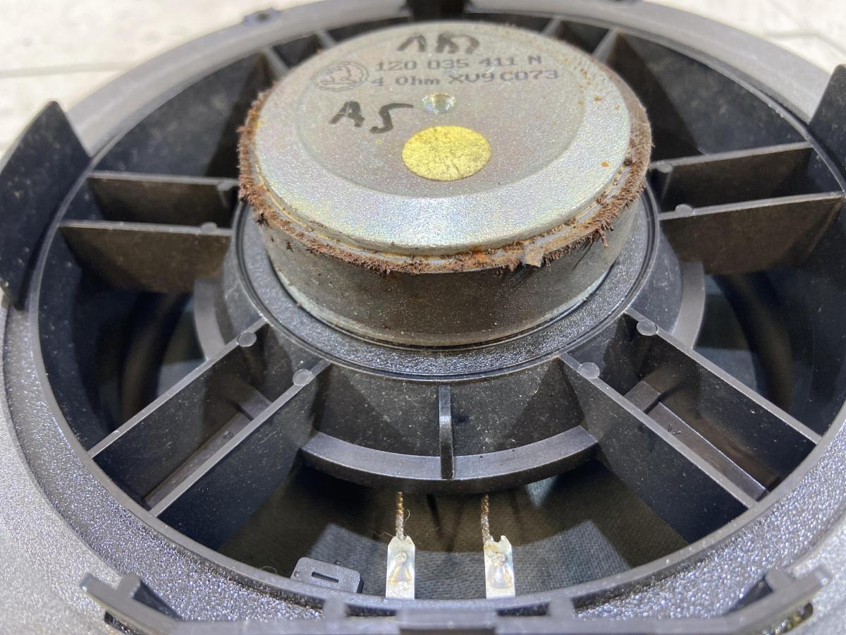 Динамик 1Z0035411N Skoda Octavia RS II