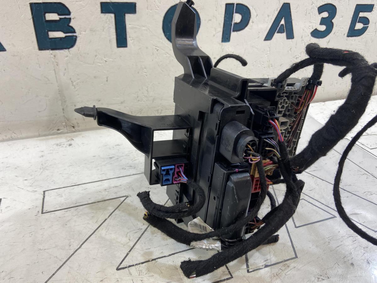 Блок предохранителей 7L0937535A Volkswagen Touareg I