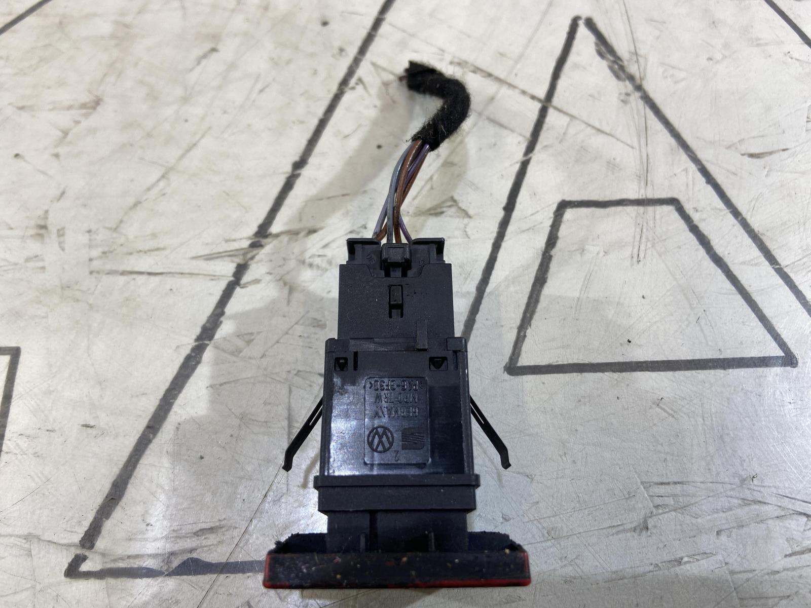 Выключатель авар. свет. сигн. 7L6953235 Volkswagen Touareg I