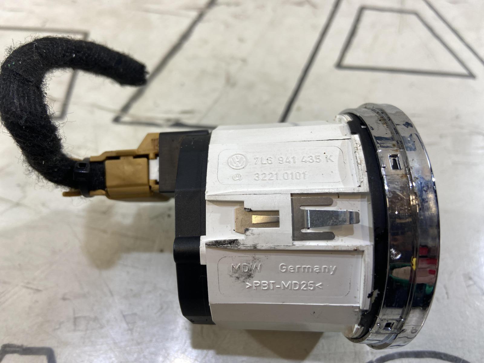 Выключатель блокировки дифференциала 7L6941435K Volkswagen Touareg I