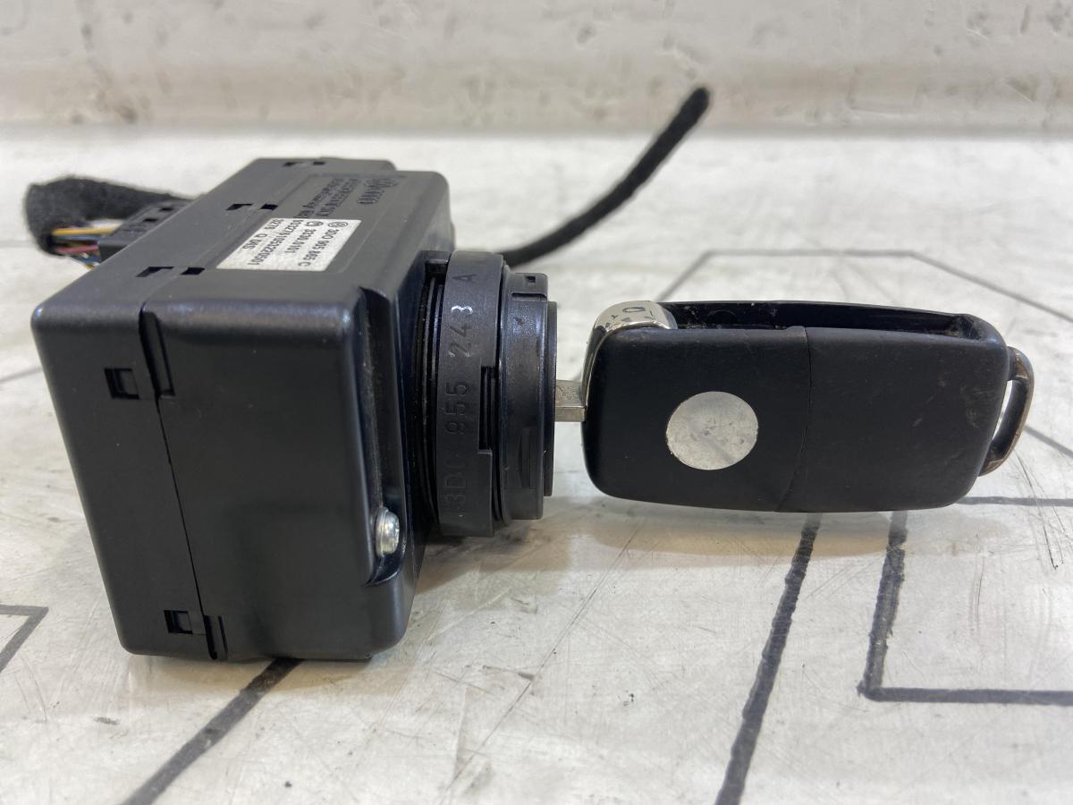 Замок зажигания с ключем 3D0905865C Volkswagen Touareg I