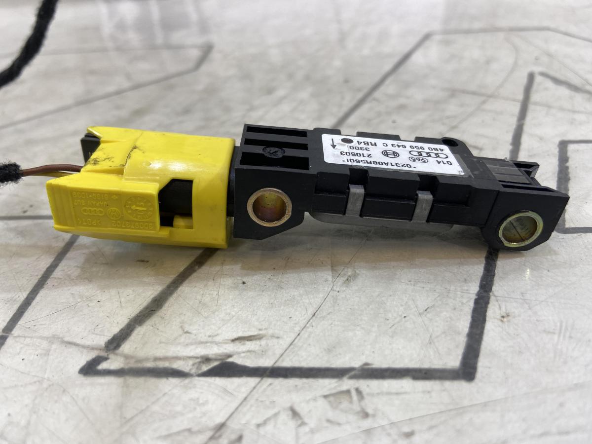 Датчик удара 4B0959643C Volkswagen Touareg I