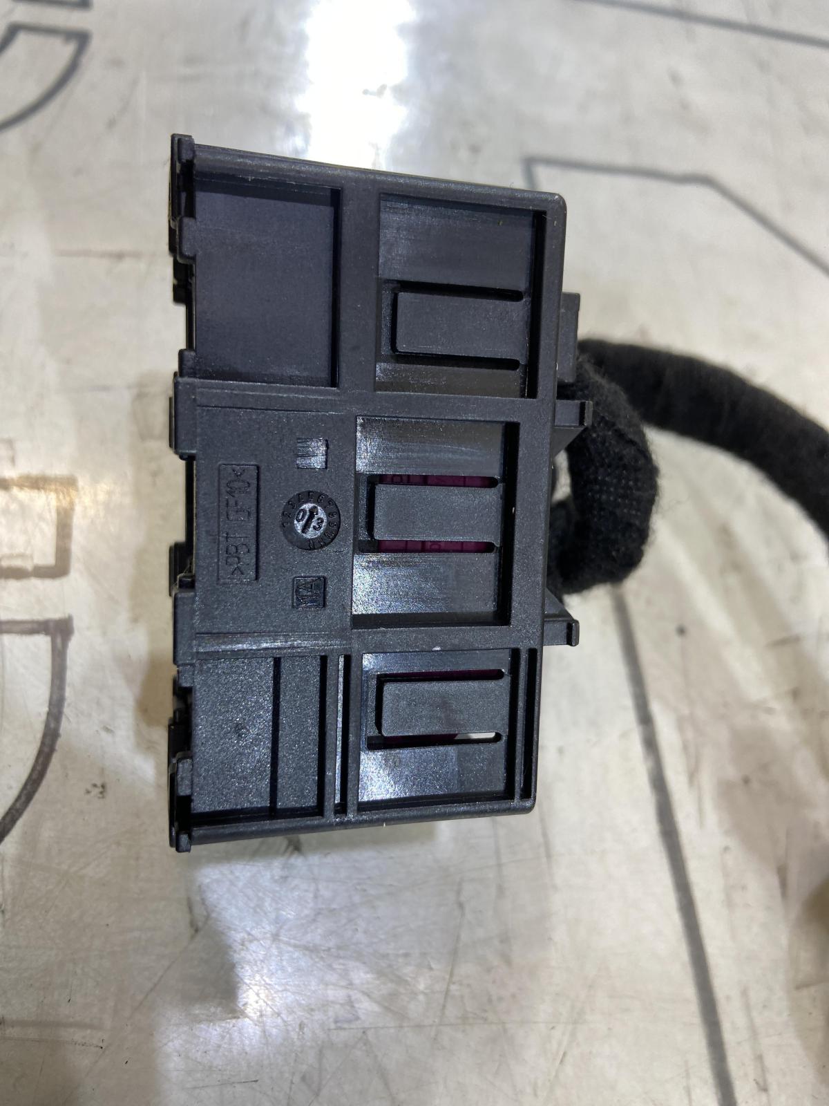 Разъём 7L0937545 Volkswagen Touareg I