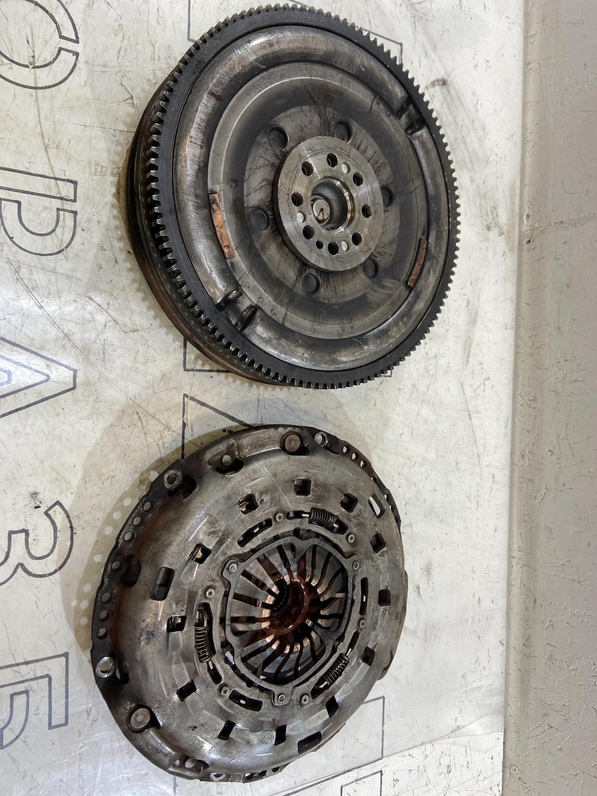 Сцепление комплект 070105266L Volkswagen Touareg I