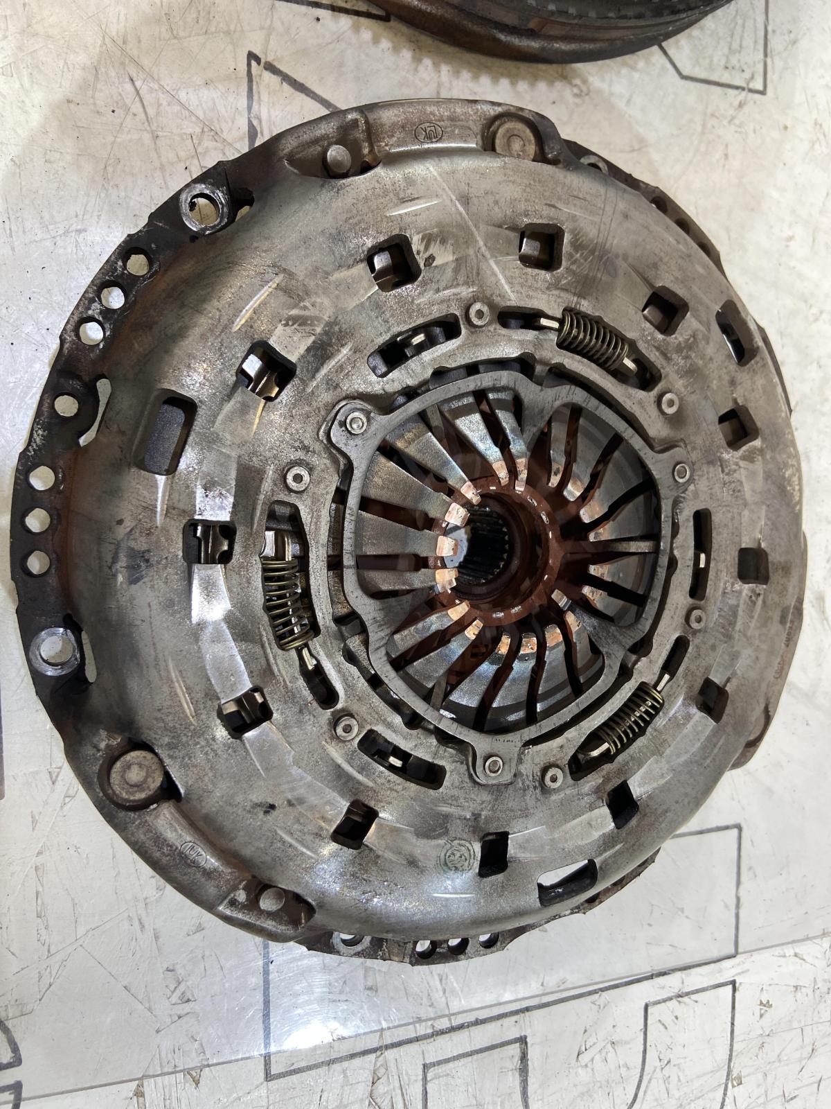 Сцепление комплект 070105266L Volkswagen Touareg I